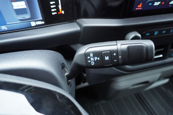 Ford Transit Custom 320L 2.0 TDCI 170PK L2H1 Limited DubbelCabine Automaat Nr. V094 | Elektrische Schuifdeur L+R | Airco | Adap.Cruise | Navi | 360 Camera/20 inch LM velgen enz enz DEMO