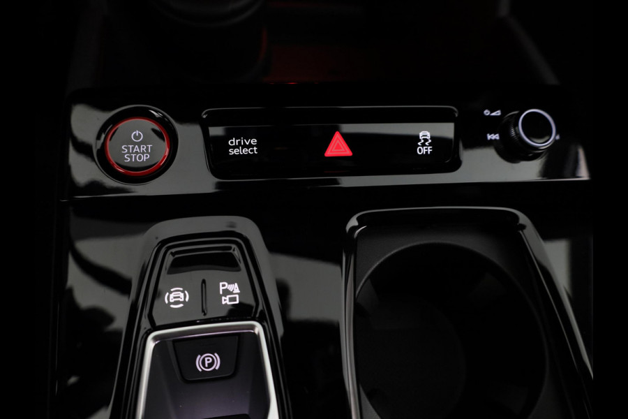 Audi SQ6 e-Tron quattro 100 kWh 490pk | Panoramadak | B&O Audio | Electrisch verstelbare voorstoelen + geheugen bestuurderstoel | MMI Experience Pro