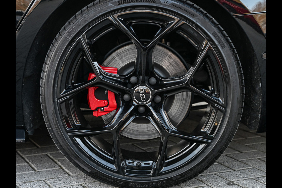 Audi A6 Avant 3.0 TFSI 368PK Quattro S-Edition · Panorama dak · Luchtvering · 6 Cilinder · Memory Seats · Tech Pro · Adaptive Cruise · B