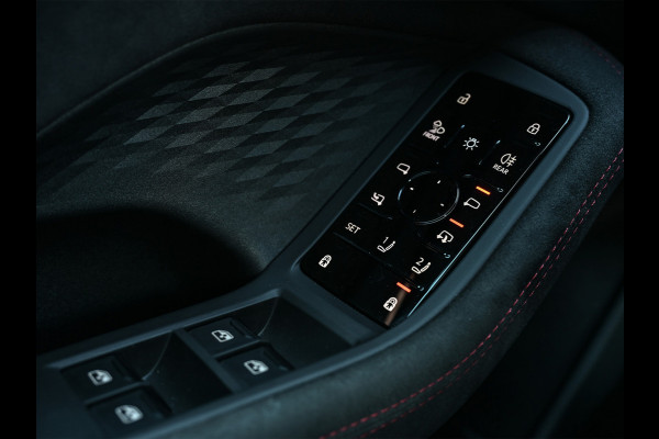 Audi A6 Avant 3.0 TFSI 368PK Quattro S-Edition · Panorama dak · Luchtvering · 6 Cilinder · Memory Seats · Tech Pro · Adaptive Cruise · B