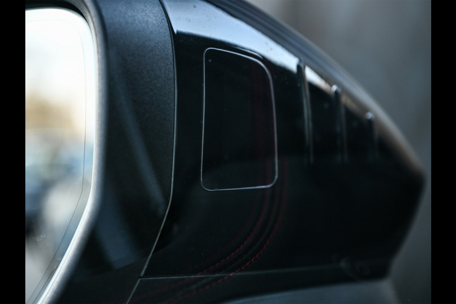 Audi A6 Avant 3.0 TFSI 368PK Quattro S-Edition · Panorama dak · Luchtvering · 6 Cilinder · Memory Seats · Tech Pro · Adaptive Cruise · B