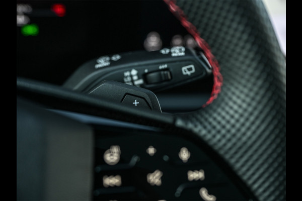 Audi A6 Avant 3.0 TFSI 368PK Quattro S-Edition · Panorama dak · Luchtvering · 6 Cilinder · Memory Seats · Tech Pro · Adaptive Cruise · B