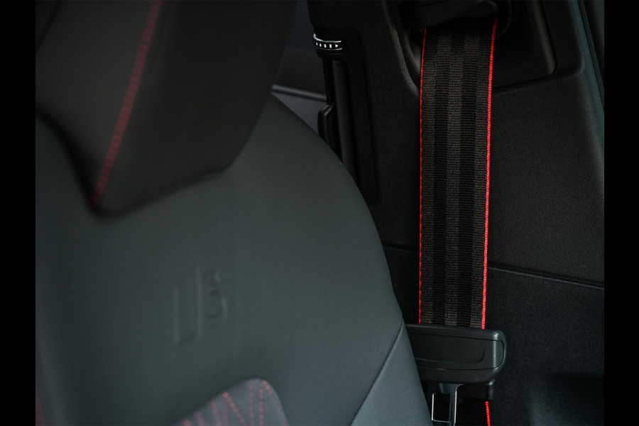 Audi A6 Avant 3.0 TFSI 368PK Quattro S-Edition · Panorama dak · Luchtvering · 6 Cilinder · Memory Seats · Tech Pro · Adaptive Cruise · B