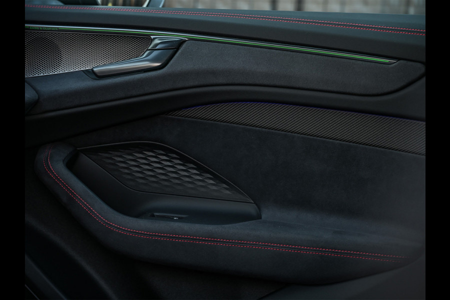 Audi A6 Avant 3.0 TFSI 368PK Quattro S-Edition · Panorama dak · Luchtvering · 6 Cilinder · Memory Seats · Tech Pro · Adaptive Cruise · B