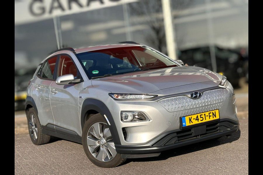 Hyundai Kona EV Comfort 64 kWh | SOH: 94,6% | Trekhaak | 3 Fase | Warmtepomp | Navi | Adaptive CC | Climate |
