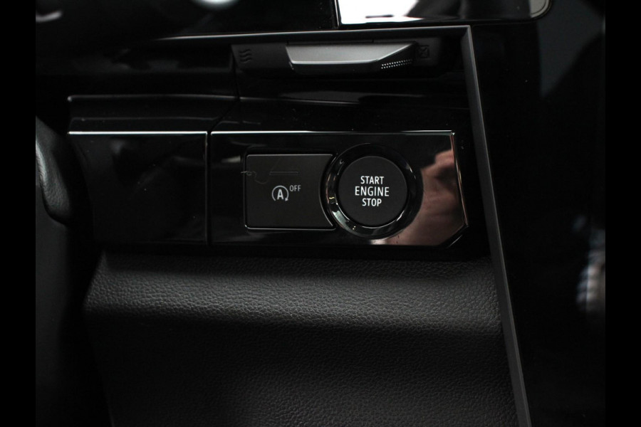 Renault Austral 1.3 mild hybrid 160 X-Tronic Demo! | Climate control | Cruise Control adaptief | Panorama dak | LED | Navigatie Sfeerverlichting Elektrische achterklep Stoel + stuurverwarming | 360* camera | Premium audio Arkamys