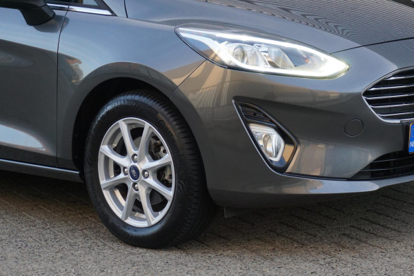 Ford Fiesta 1.0 EcoB.95PK Titanium Navigatie via AppleCarplay/ Parkeersensoren/December 2020.
