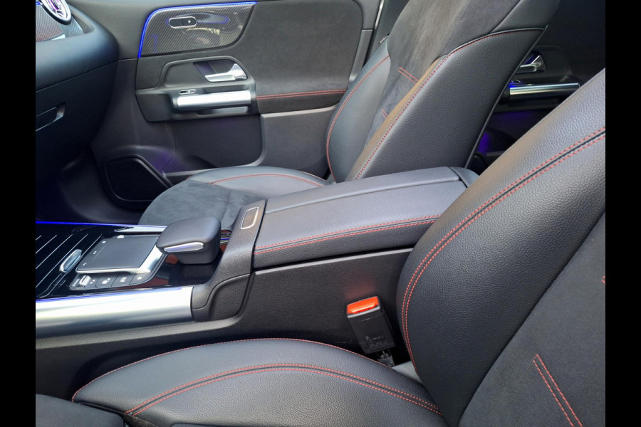 Mercedes-Benz B-Klasse 250 e Business Solution AMG Limited | Pano | AMG pack | Digt Dash |