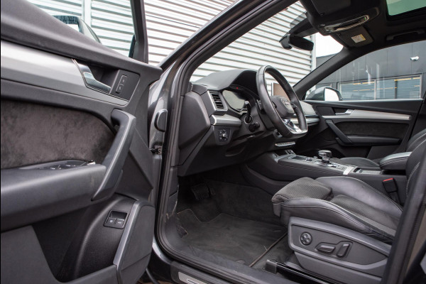 Audi Q5 55 TFSI e quattro Competition Panoramadak Leer 22"LM