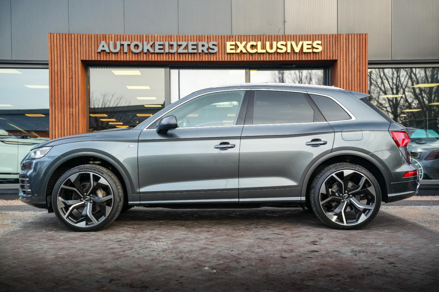 Audi Q5 55 TFSI e quattro Competition Panoramadak Leer 22"LM