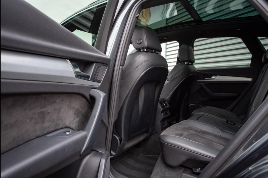 Audi Q5 55 TFSI e quattro Competition Panoramadak Leer 22"LM