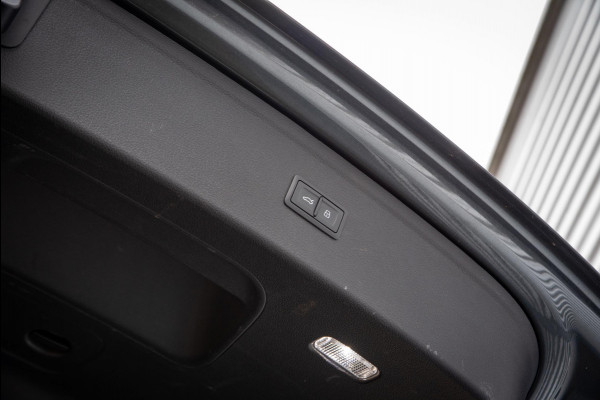 Audi Q5 55 TFSI e quattro Competition Panoramadak Leer 22"LM