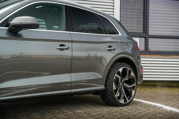 Audi Q5 55 TFSI e quattro Competition Panoramadak Leer 22"LM