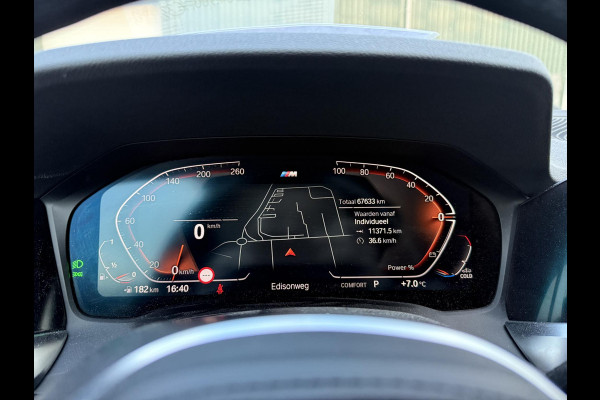 BMW 3 Serie Touring 318i High Executive Edition M Sport | Afneembare trekhaak | Stoelverwarming | Origineel Nederlands geleverd (NAP) | Rijklaar geleverd incl. 12 maanden BOVAG-garantie