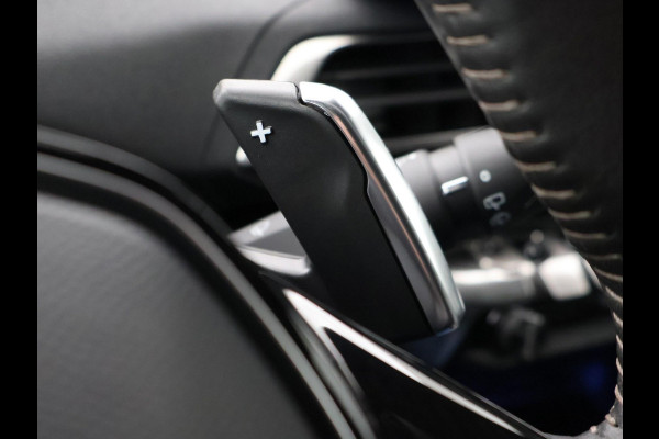 Peugeot 3008 1.6 HYbrid 225 PK PHEV ALLURE PACK + 19 INCH | ADAPTIVE CRUISE | CAMERA | NAVIGATIE | CARPLAY