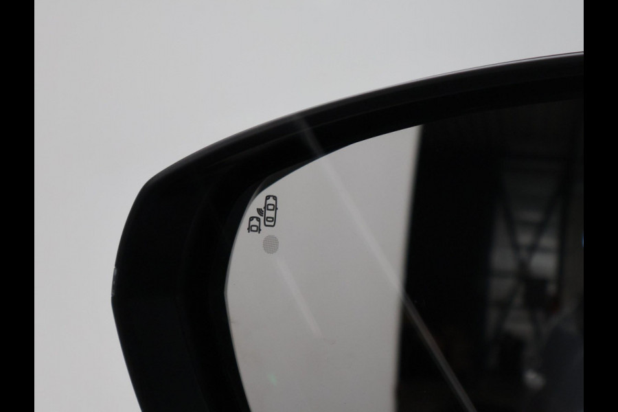 Peugeot 3008 1.6 HYbrid 225 PK PHEV ALLURE PACK + 19 INCH | ADAPTIVE CRUISE | CAMERA | NAVIGATIE | CARPLAY