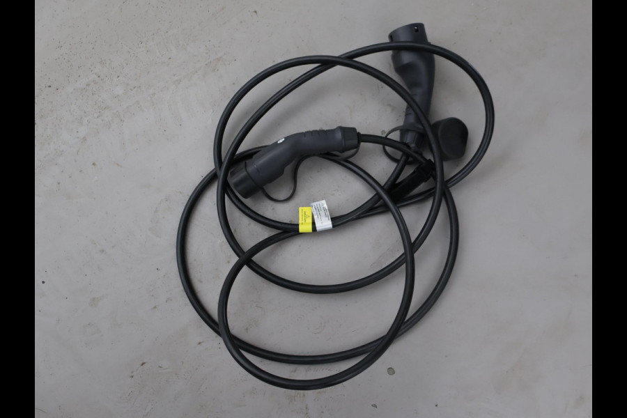 Peugeot 3008 1.6 HYbrid 225 PK PHEV ALLURE PACK + 19 INCH | ADAPTIVE CRUISE | CAMERA | NAVIGATIE | CARPLAY