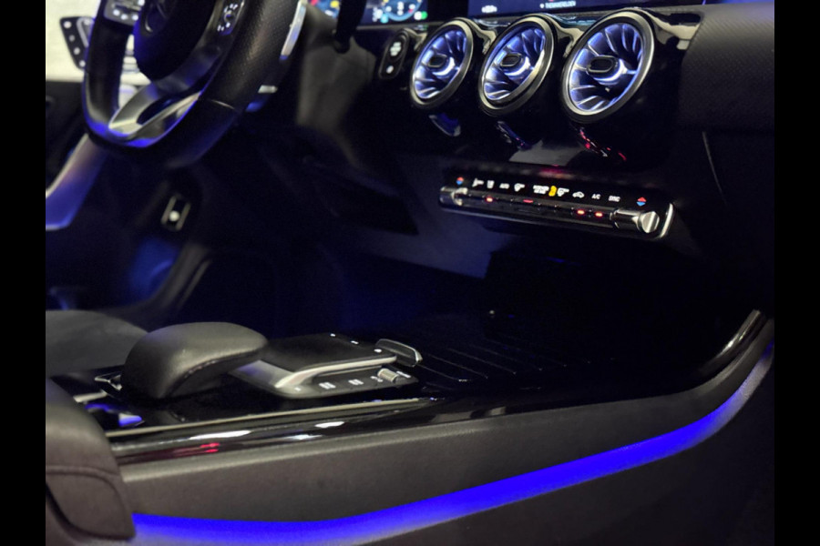 Mercedes-Benz CLA-Klasse Shooting Brake 180 AMG | NAP | PANO | CAMERA | NL AUTO