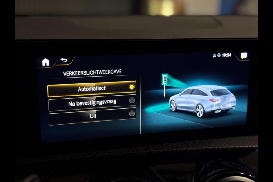 Mercedes-Benz CLA-Klasse Shooting Brake 180 AMG | NAP | PANO | CAMERA | NL AUTO