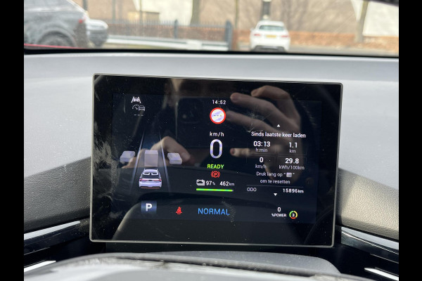 MG Mg4 electric 64 kWh Luxury LONG RANGE | SOH 98%|15.000KM! | DEALER ONDERHOUDEN| 7 JAAR GARANTIE BIJ MG| SUPER COMPLETE AUTO| RONDOMZICHT CAMERA| STOEL+ STUUR VERWARMING| DODE HOEK