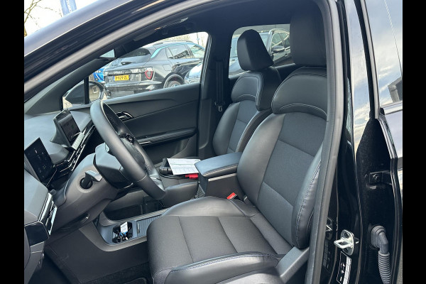 MG MG4 64 kWh Luxury LONG RANGE | SOH 97%|18.000KM! | DEALER ONDERHOUDEN| 7 JAAR GARANTIE BIJ MG| SUPER COMPLETE AUTO| RONDOMZICHT CAMERA| STOEL+ STUUR VERWARMING| DODE HOEK