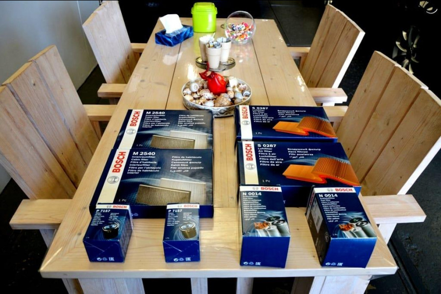 Mercedes-Benz A-Klasse 250 e AMG LED/PDC/CAM/LEER/NAVI/PANO