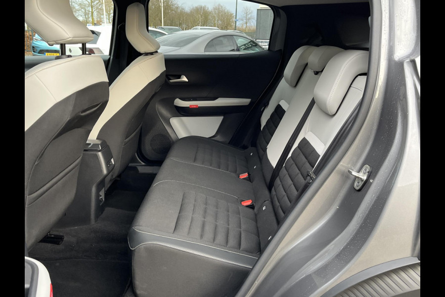 Citroën C3 Aircross 1.2 Hybrid 145 MAX e-DCS STOEL + STUURWIELVERWARMING | WINTERPAKKET | CAMERA | HEADUP | FABRIEKSGARANTIE | ALL IN PRIJS RIJKLAAR