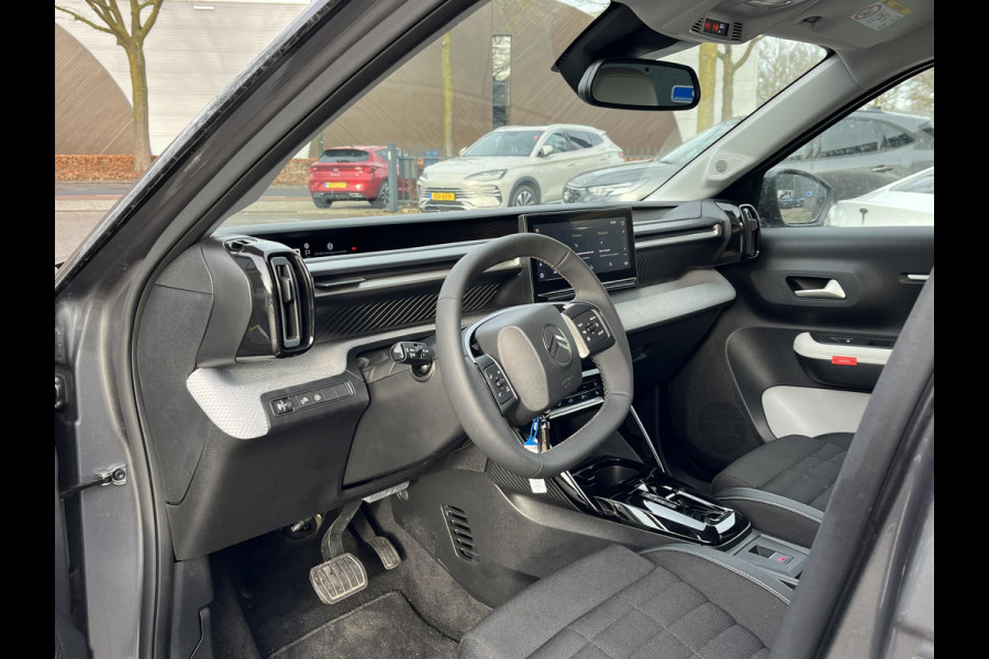 Citroën C3 Aircross 1.2 Hybrid 145 MAX e-DCS STOEL + STUURWIELVERWARMING | WINTERPAKKET | CAMERA | HEAD-UP DISPLAY| FABRIEKSGARANTIE | ALL IN PRIJS RIJKLAAR |