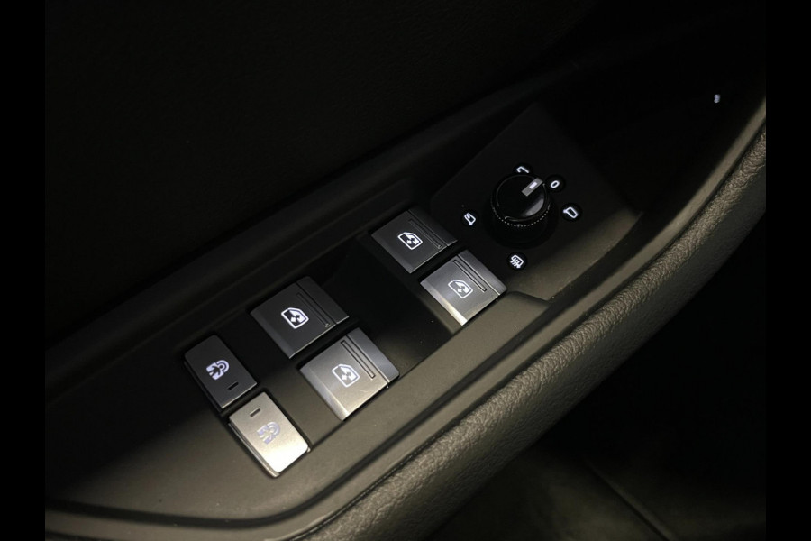 Audi e-tron 55 Quattro Business 95 kWh|90% SOH|GROTE ACCU|LEDER|TREKH|CARPLAY|MEMORY|STOELVERW|CLIMA+CRUISE|NL|NAP|IN. BTW|1e EIG|