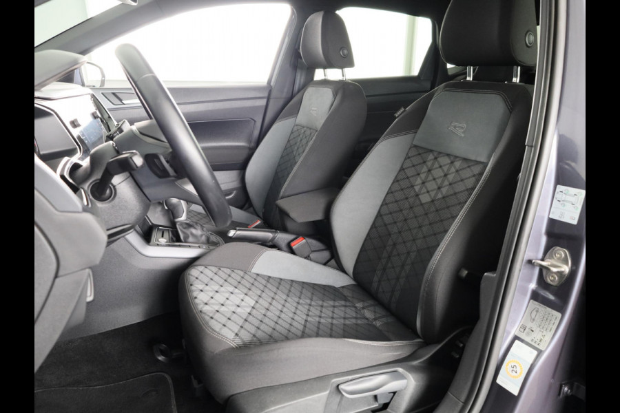 Volkswagen Polo 1.0 TSI R-Line Business 110 pk Automaat (DSG) | Navigatie | Parkeersensoren | Achteruitrijcamera | Stoelverwarming | R-Line |