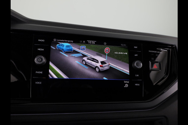 Volkswagen Polo 1.0 TSI R-Line Business 110 pk Automaat (DSG) | Navigatie | Parkeersensoren | Achteruitrijcamera | Stoelverwarming | R-Line |
