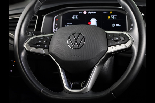 Volkswagen Polo 1.0 TSI R-Line Business 110 pk Automaat (DSG) | Navigatie | Parkeersensoren | Achteruitrijcamera | Stoelverwarming | R-Line |