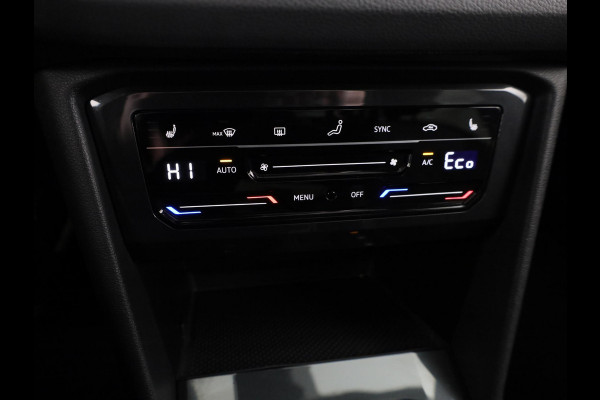 Volkswagen Tiguan 1.4 TSI eHybrid R-Line Business+ 245 pk Automaat (DSG) | Verlengde garantie | Navigatie | Panoramadak | Trekhaak (afneembaar) | Parkeersensoren (Park assist) | Achteruitrijcamera | Stoelverwarming |