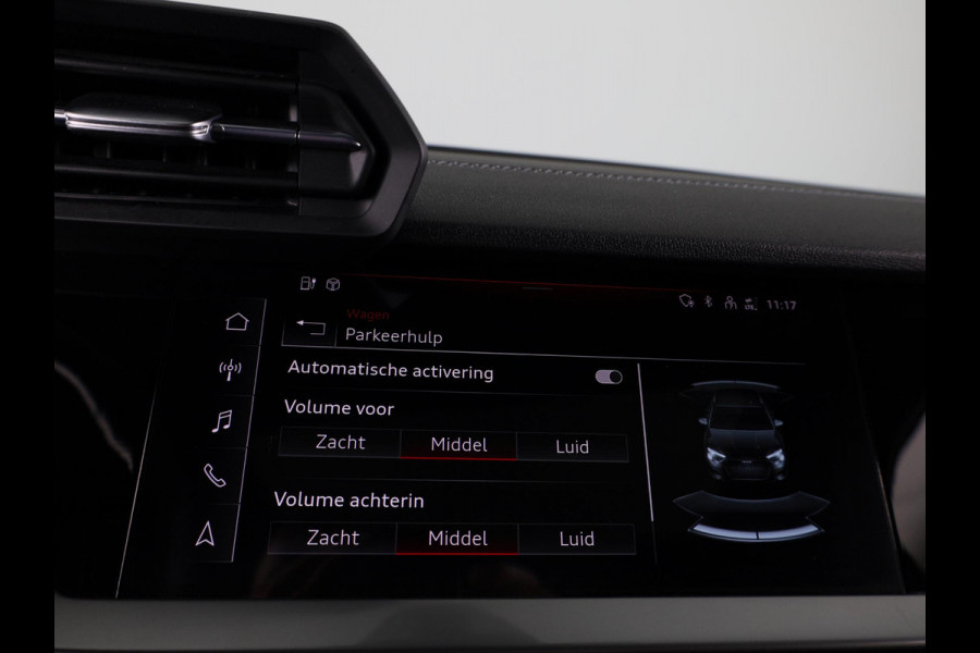 Audi A3 Sportback 45 TFSI e S edition Competition 245pk | Panoramadak | Electrisch verstelbare voorstoelen | Full Led koplampen | Adaptieeve cruise controle