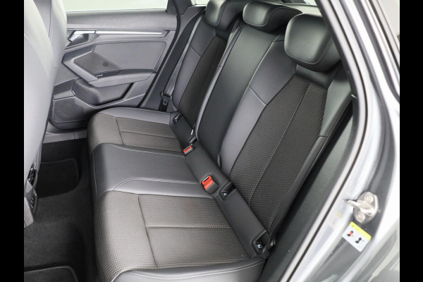 Audi A3 Sportback 45 TFSI e S edition Competition 245pk | Panoramadak | Electrisch verstelbare voorstoelen | Full Led koplampen | Adaptieeve cruise controle