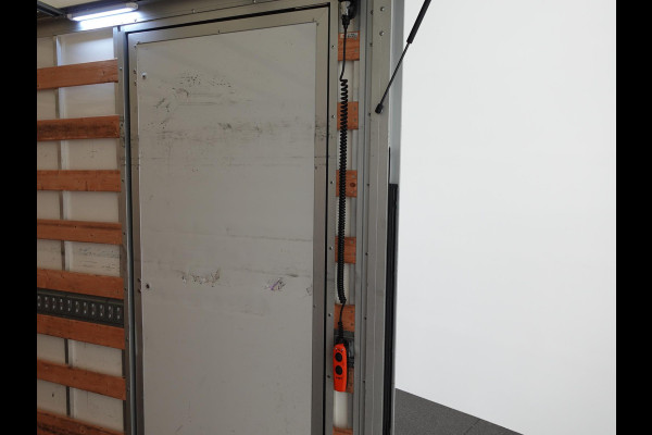 Renault Master T35 2.3 dCi 145PK Energy Bakwagen Meubelbak Laadklep Airco Cruise Control