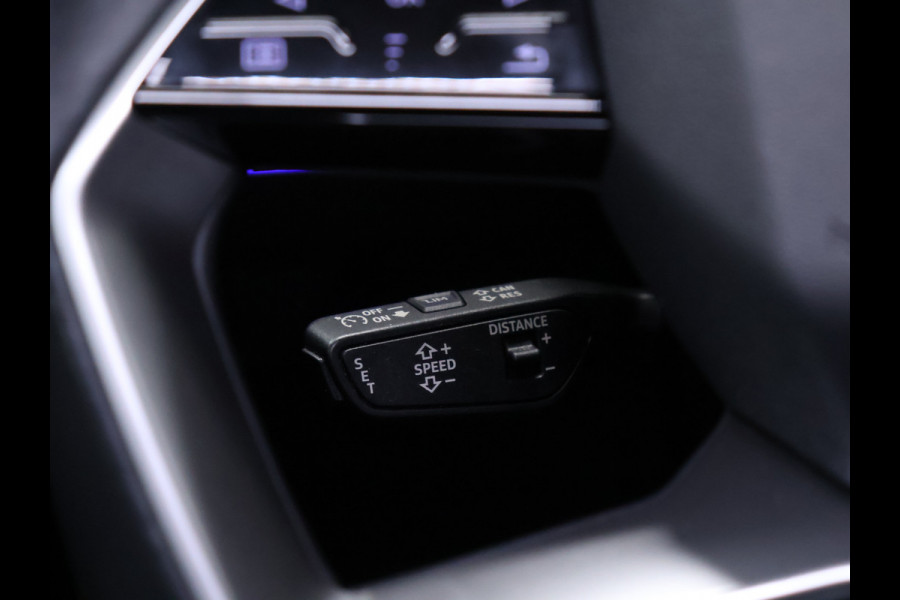 Audi Q4 e-tron 40 Launch edition Advanced Plus 77 kWh [APPLE CARPLAY, ANDROID, DIGITAL DASH, STOELVERWARMING, ADAPTIVE CRUISE, CAMERA, PDC V+A, ELEK. ACHTERKLEP, CLIMATE, NIEUWSTAAT]