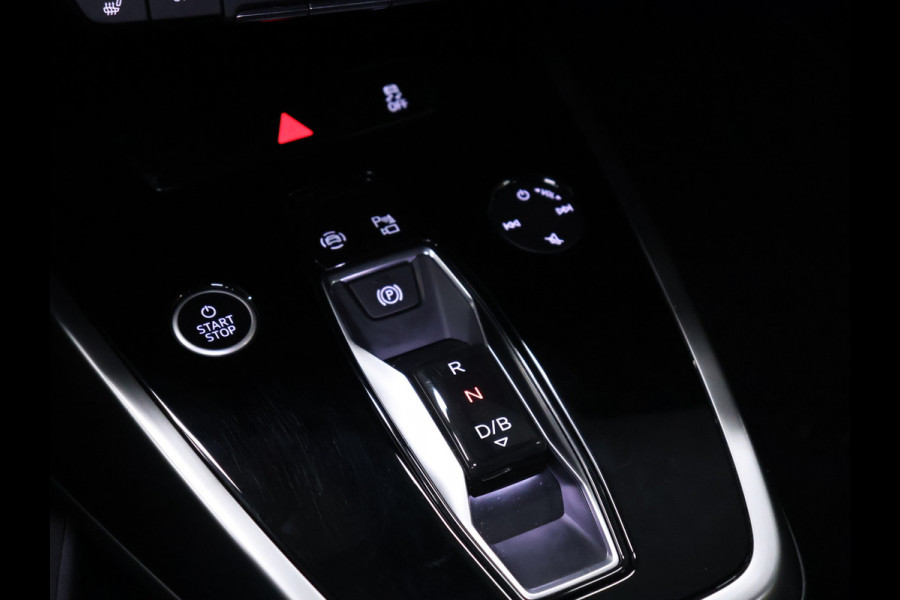 Audi Q4 e-tron 40 Launch edition Advanced Plus 77 kWh [APPLE CARPLAY, ANDROID, DIGITAL DASH, STOELVERWARMING, ADAPTIVE CRUISE, CAMERA, PDC V+A, ELEK. ACHTERKLEP, CLIMATE, NIEUWSTAAT]