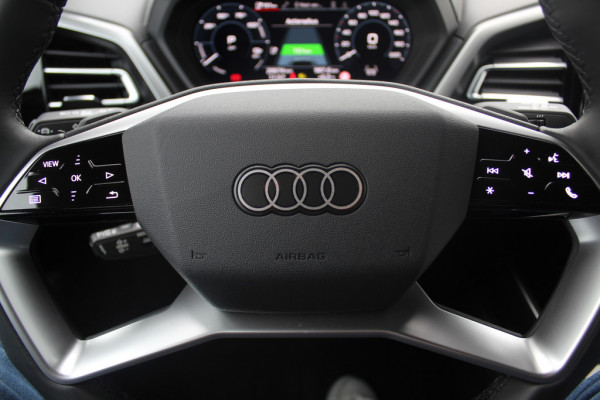 Audi Q4 Sportback e-tron 40 Advanced edition 77 kWh / Warmtepomp / CarPlay / Matrix LED / Sportstoelen / 19'' / Virtual Cockpit / Parkeerhulp V+A / Intr.voorverwarming / Stoelverwarming / DAB / Cruise Control