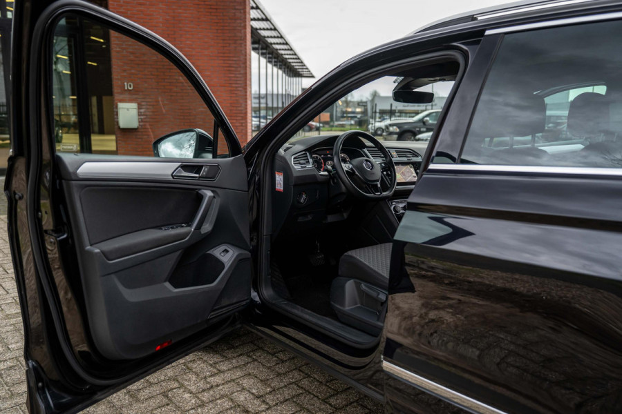 Volkswagen Tiguan 1.4 TSI 4Motion R-Line Camera Trekhaak Orig NL