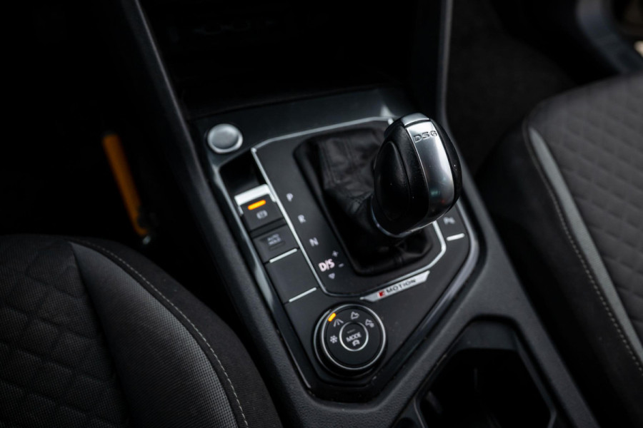 Volkswagen Tiguan 1.4 TSI 4Motion R-Line Camera Trekhaak Orig NL