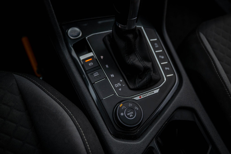 Volkswagen Tiguan 1.4 TSI 4Motion R-Line Camera Trekhaak Orig NL