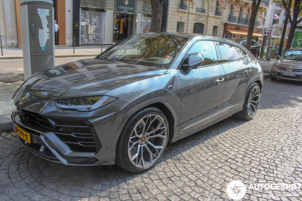 Lamborghini Urus *1000PK*CARBON WIDE BODY*CAPRISTO*EVENTURI*PD*KAHN