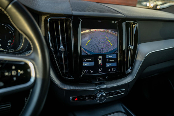 Volvo XC60 2.0 B5 R-Design Memory Camera Trekhaak Orig NL