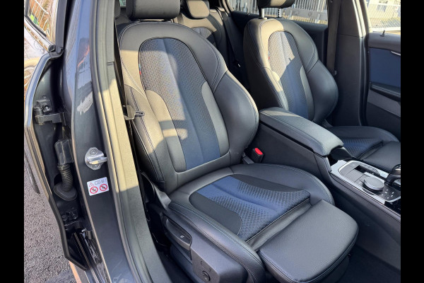 BMW 1-serie 118i High Executive Automaat panorama Led Navigatie