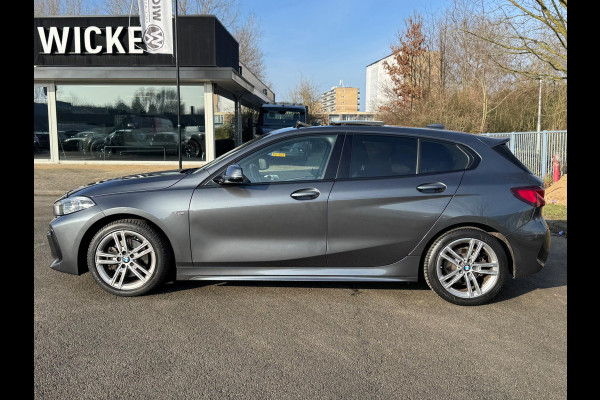 BMW 1-serie 118i High Executive Automaat panorama Led Navigatie