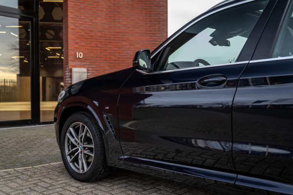 BMW X3 xDrive20i M-Sport Stoelventilatie Trekhaak Pano