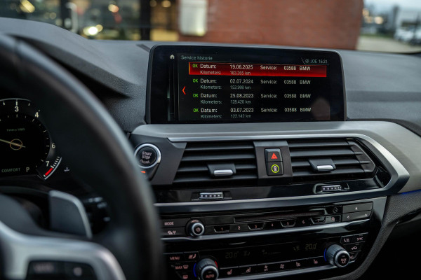 BMW X3 xDrive20i M-Sport Stoelventilatie Trekhaak Pano
