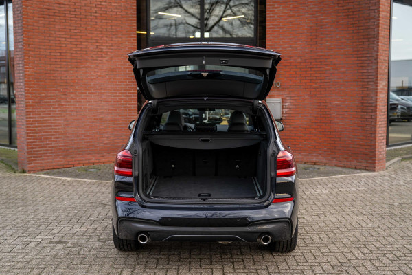 BMW X3 xDrive20i M-Sport Stoelventilatie Trekhaak Pano