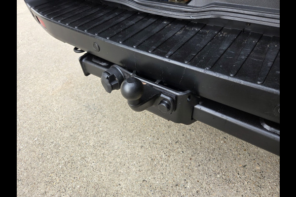 Ford Transit 350 2.0 TDCI 170pK L3H2 DC Dubbelcabine 6 persoons Trend